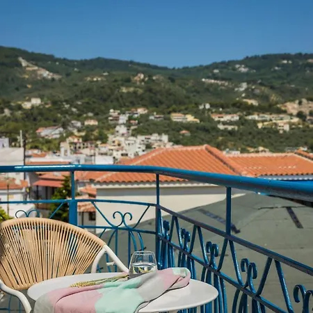 The Blue Πανσιόν