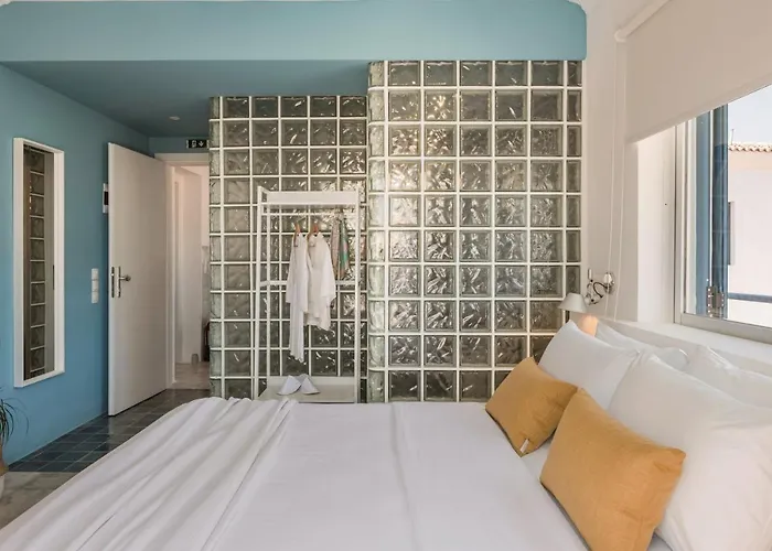 The Blue Πανσιόν Σκιάθος Πόλη